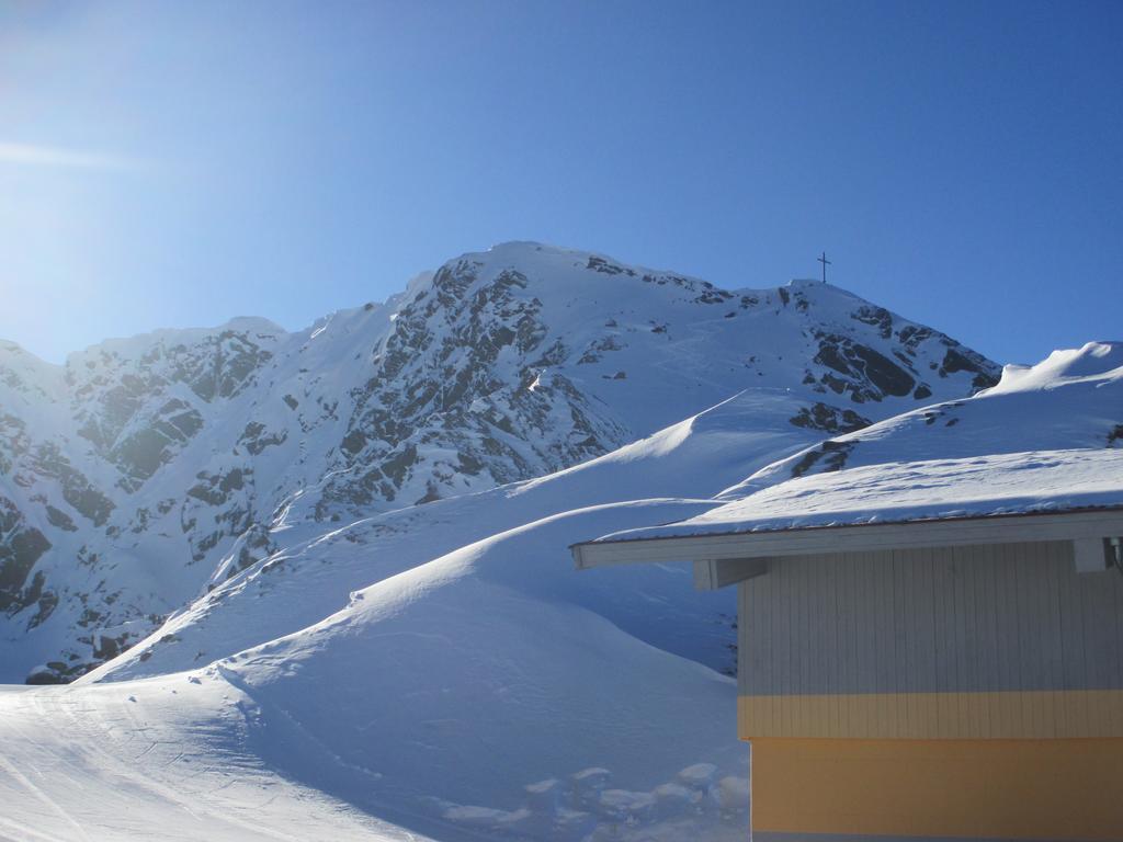 Haus Hubert Arzl im Pitztal Exterior foto