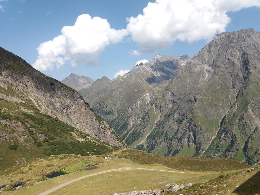 Haus Hubert Arzl im Pitztal Exterior foto